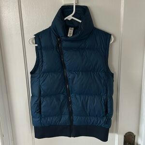 Oiselle Call Me Down Vest, Blue Size Small Hood Diagonal Zipper